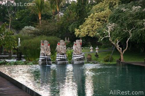 The Chedi Club boutique 32